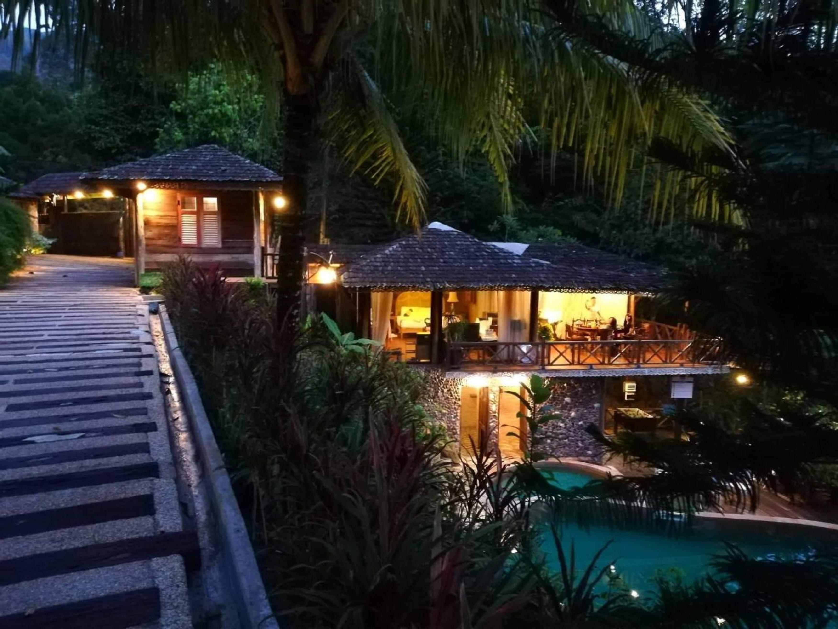 Fig Tree Hills Resort Баян Лепас Екстериор снимка